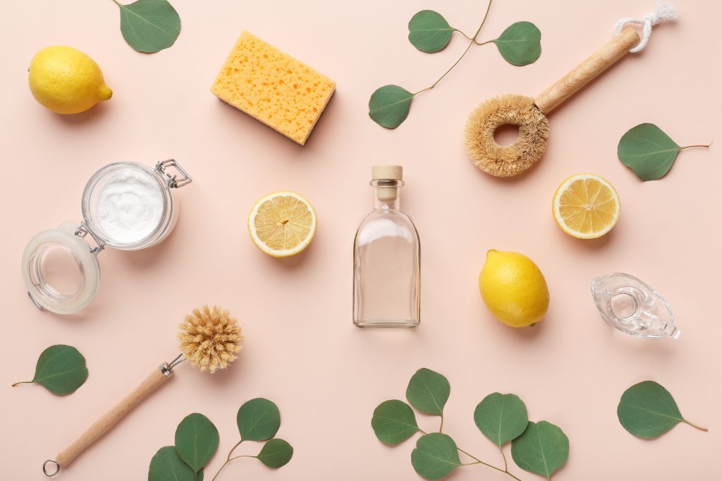 Commencez par trier pour optimiser le rangement de vos placards