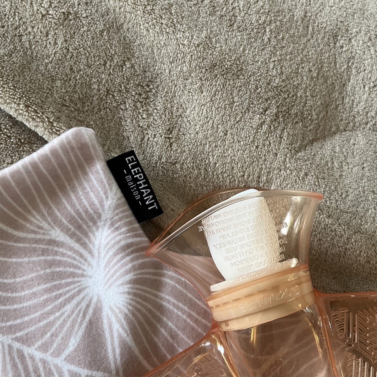 Les précautions d'utilisation d'une bouillotte à eau (et sèche).