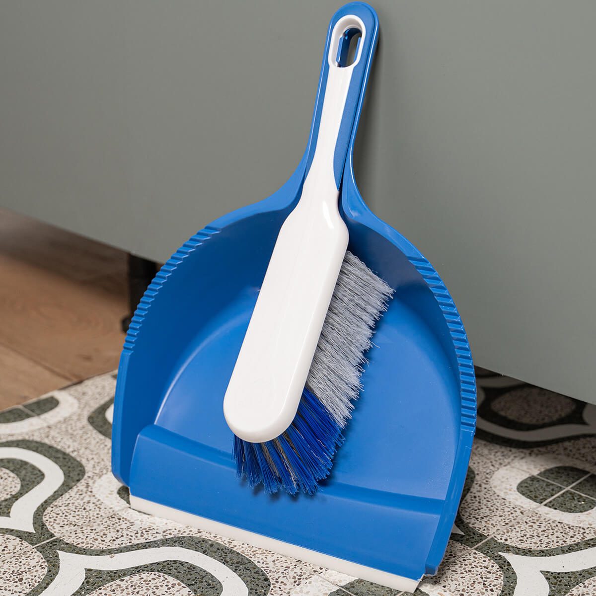 Pelle balayette grande capacité